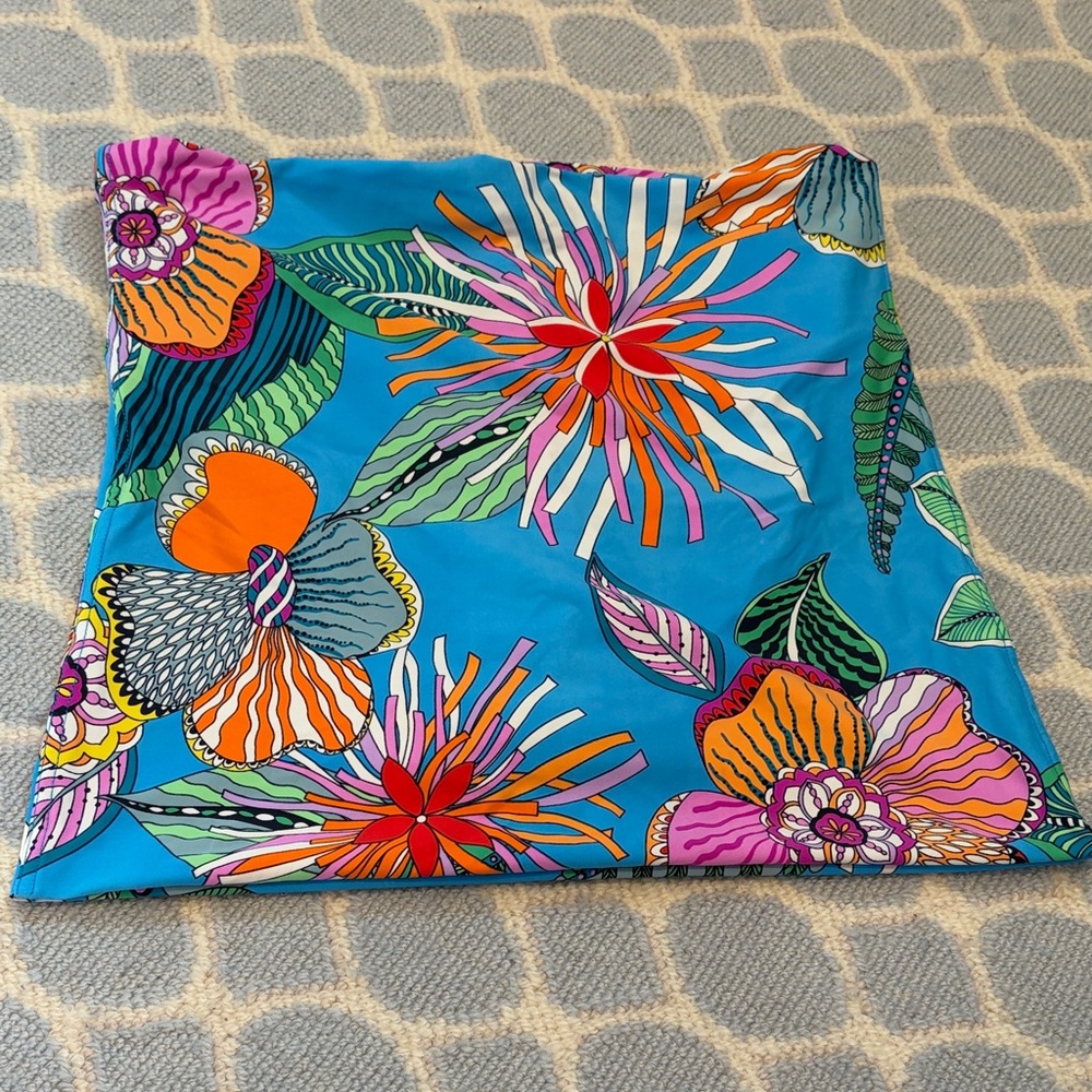 Trina Turk Multicolor Patterned Garment